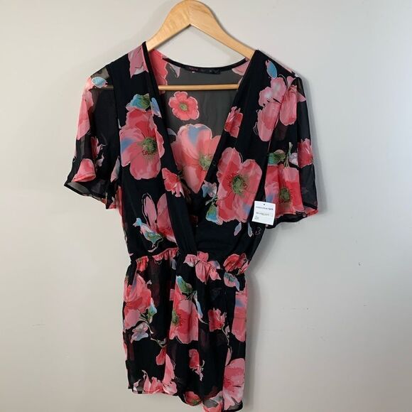 Fraiche By J Floral Print Romper - M - NWT - Picture 1 of 6
